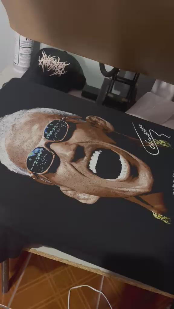 Charles Oliveira Retrato vintage Regular tee
